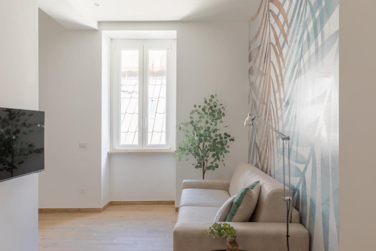 Iflat Colorful And Bright Apartament In Monti Rome Luaran gambar