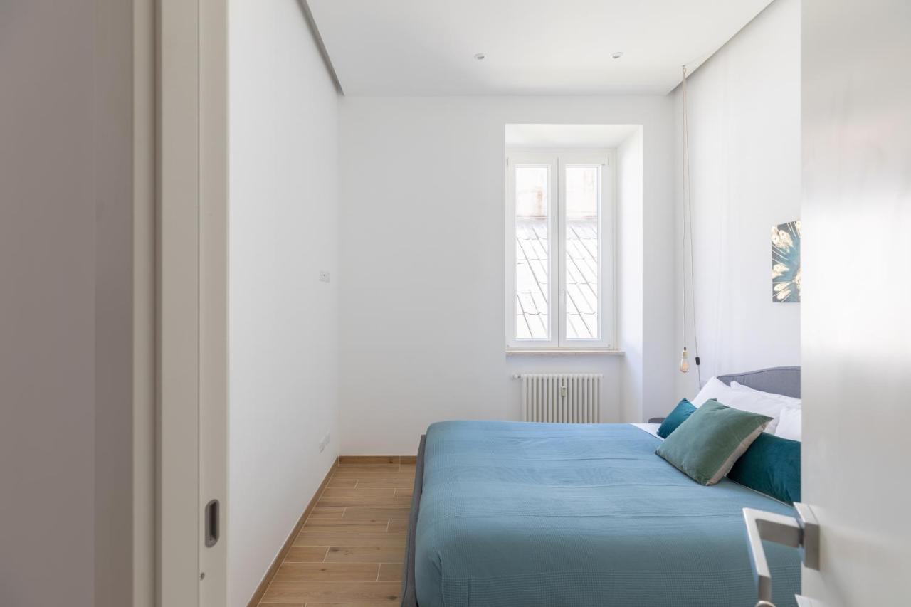 Iflat Colorful And Bright Apartament In Monti Rome Luaran gambar