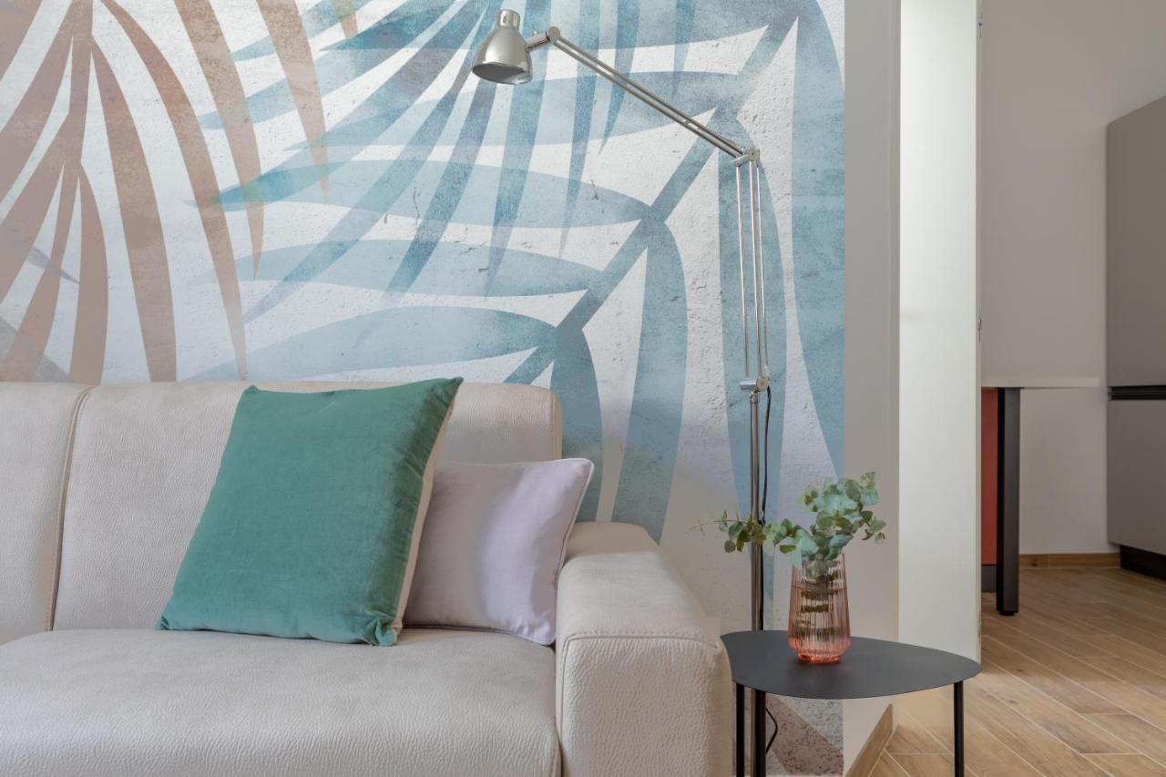 Iflat Colorful And Bright Apartament In Monti Rome Luaran gambar