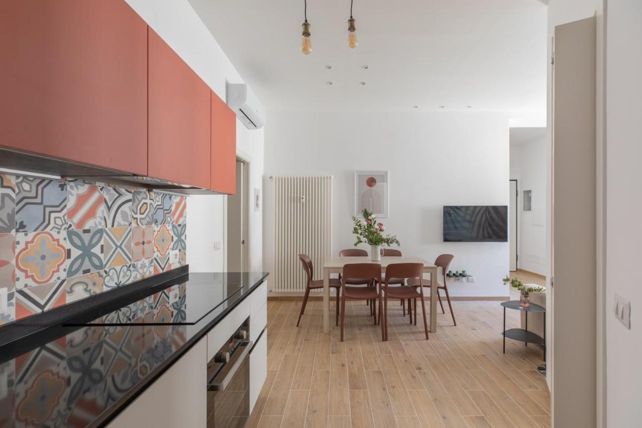 Iflat Colorful And Bright Apartament In Monti Rome Luaran gambar